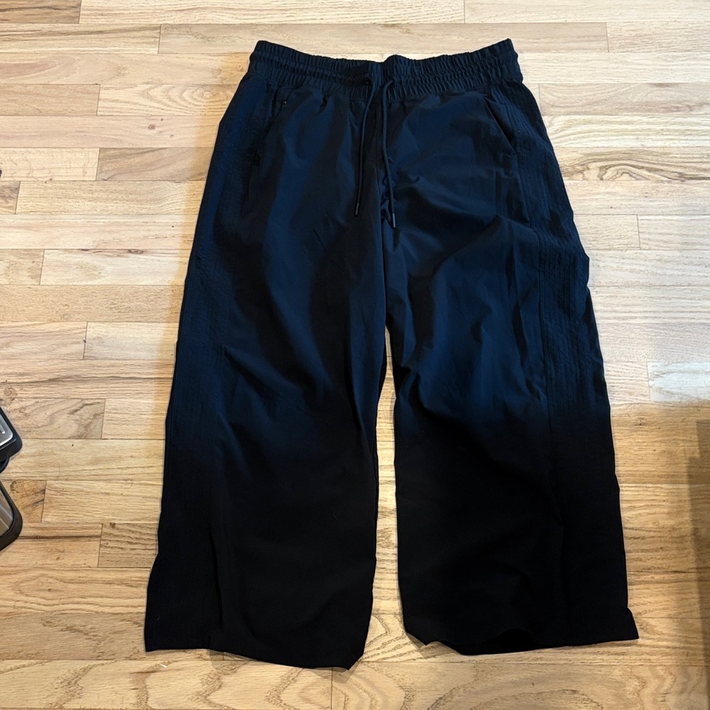 Athleta Women's Black Cropped Pants